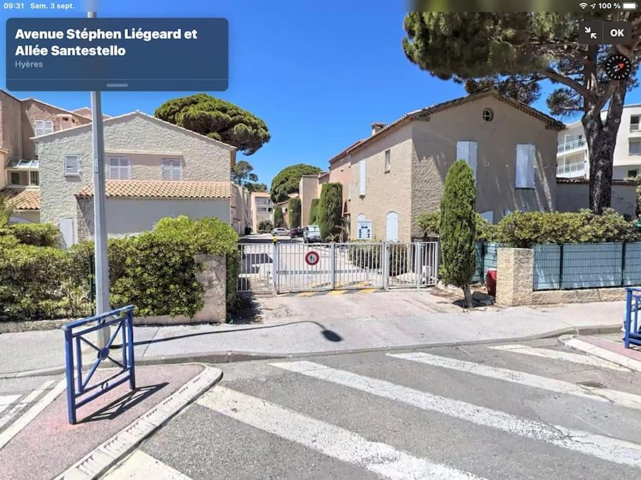 Sympathique studio en Rez de jardin dans résidence Hyères Exterior foto
