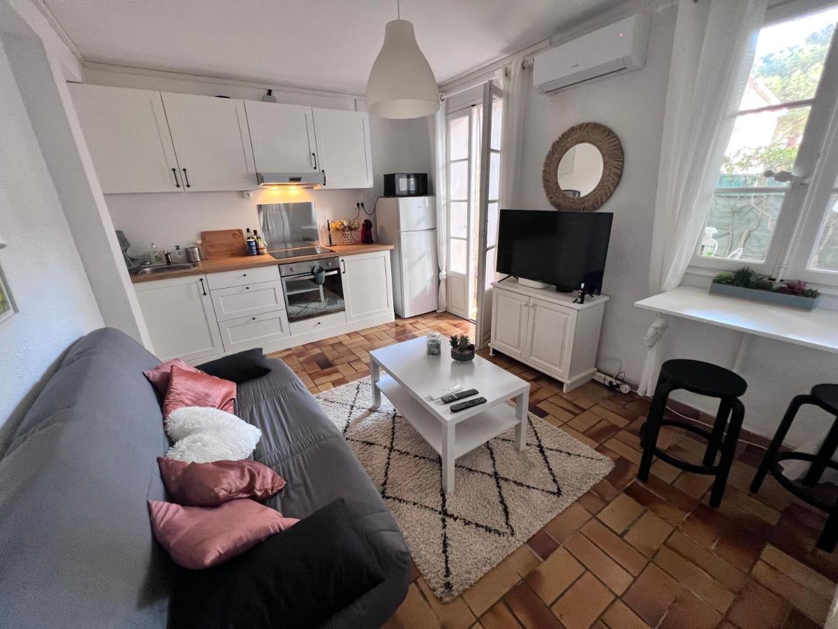 Sympathique studio en Rez de jardin dans résidence Hyères Exterior foto