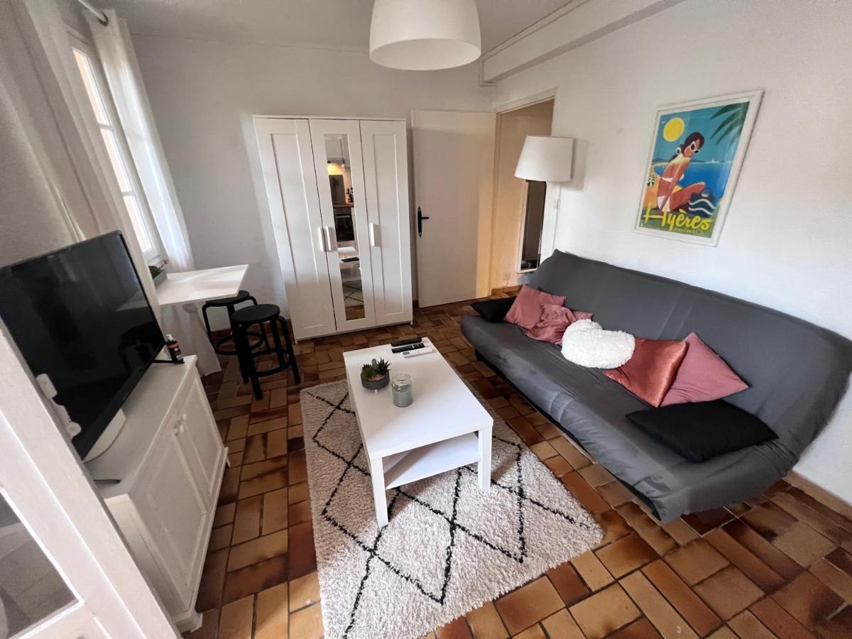 Sympathique studio en Rez de jardin dans résidence Hyères Exterior foto